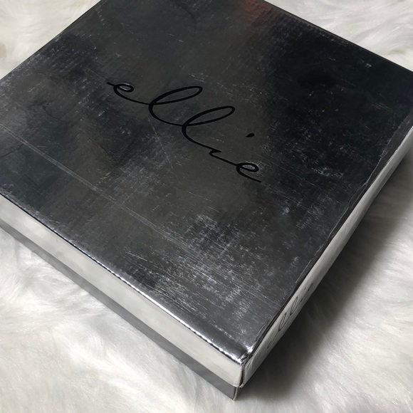 Ellie Patent Classic Heels 652-prince 6.5" H - Picture 6 of 8